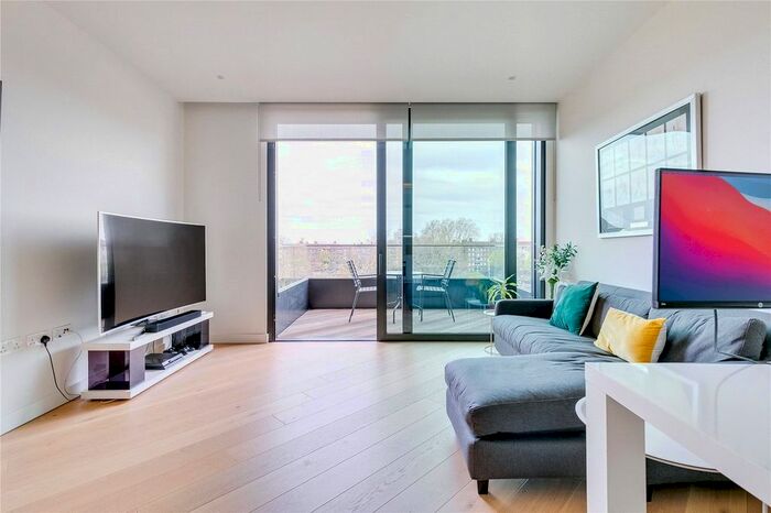 1 Bedroom Flat To Rent In Wood Crescent, Television Centre, White City, London, W12