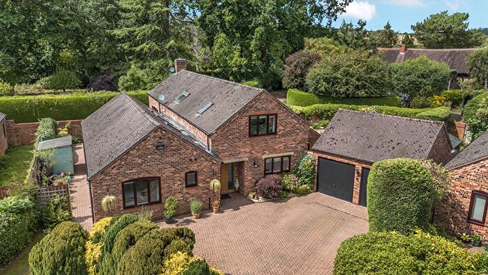 4 Bedroom Detached House For Sale In Orana, Dunley, DY13