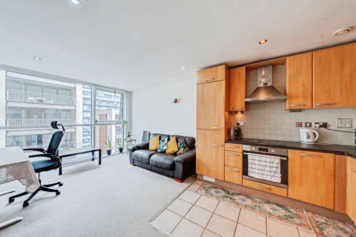 1 Bedroom Flat To Rent In Western Gateway, London, E16