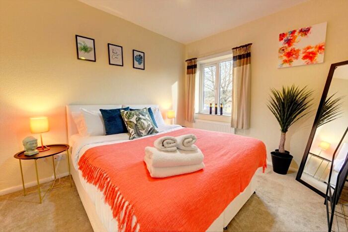 4 Bedroom Terraced House To Rent In Ashington Grove, Coventry, West Midlands, CV3