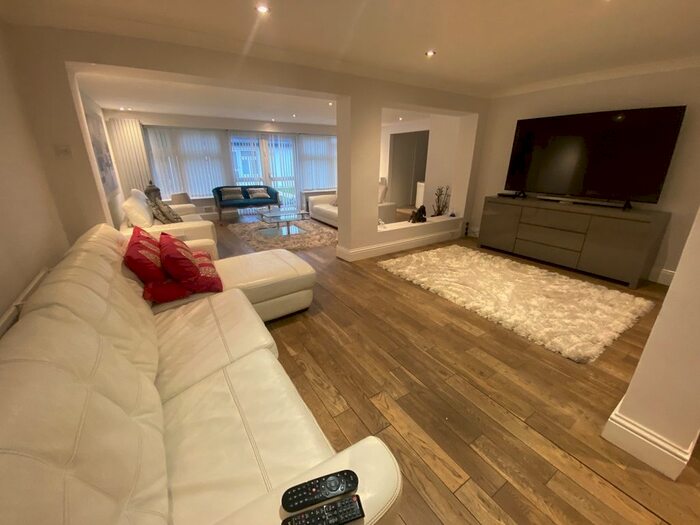 4 Bedroom Semi-Detached House To Rent In Spring Grove Crescent, Hounslow, Greater London TW3