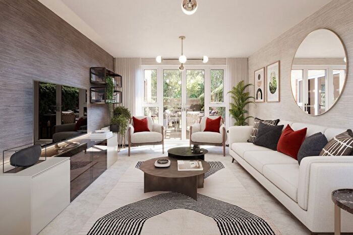 4 Bedroom Detached House For Sale In "Alfreton" At Shaftesbury Road, Gillingham, SP8