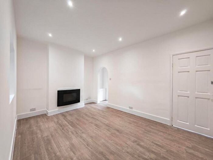 1 Bedroom Apartment To Rent In Great Knollys Street, Reading, RG1