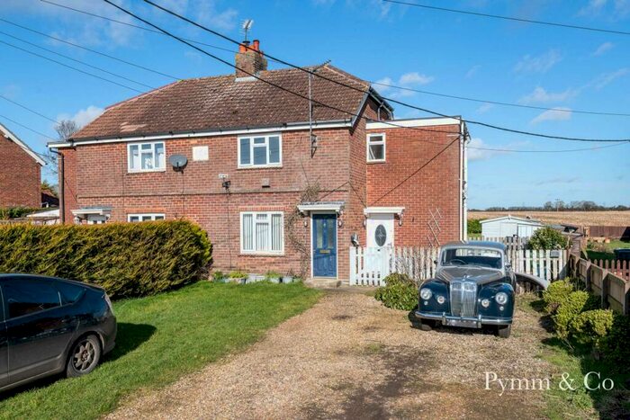 2 Bedroom Apartment For Sale In Wellingham Road, Tittleshall, PE32