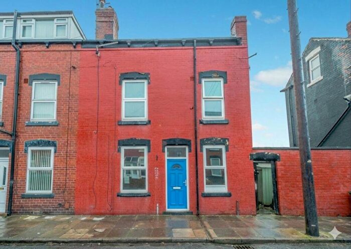 2 Bedroom Terraced House For Sale In Roseneath Street, Wortley, Leeds, LS12