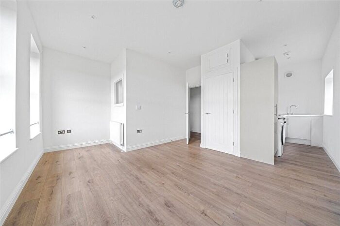 1 Bedroom Apartment To Rent In Brookwood, Woking, Surrey, GU24