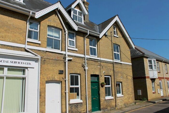 1 Bedroom Flat To Rent In South Street, Yarmouth, PO41