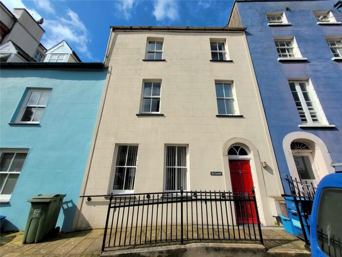 5 Bedroom Town House To Rent In Stryd Y Farchnad, Caernarfon, LL55