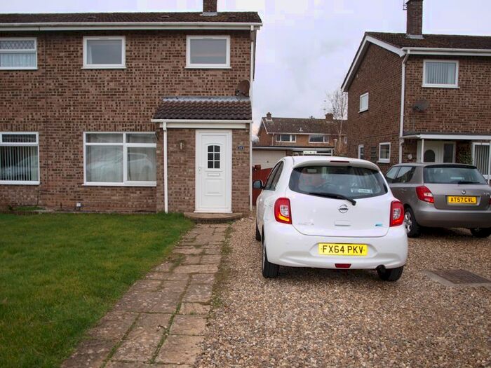 3 Bedroom Semi-Detached House To Rent In Heather Gardens, Belton, Great Yarmouth, NR31
