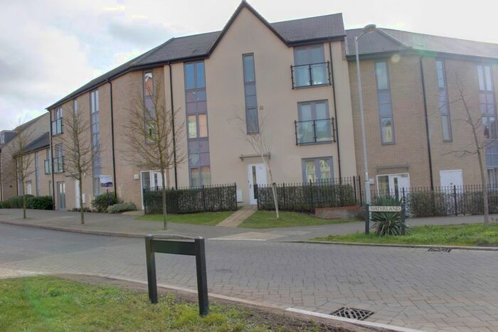 2 Bedroom Flat To Rent In Dramsell Rise, St. Neots, PE19