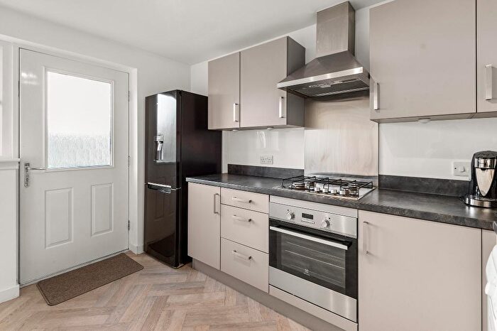 3 Bedroom Detached House For Sale In Hedgerow Drive, Kinnaird, Larbert, FK5
