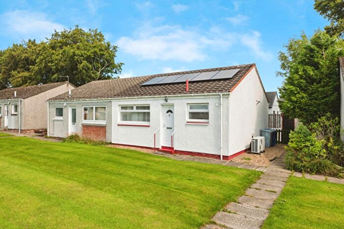 1 Bedroom Bungalow For Sale In Lockhart Place, Carnwath, Lanark, South Lanarkshire, ML11