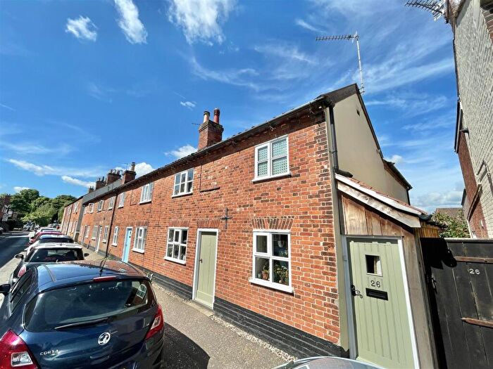 2 Bedroom End Of Terrace House For Sale In White Horse Street, Wymondham, NR18