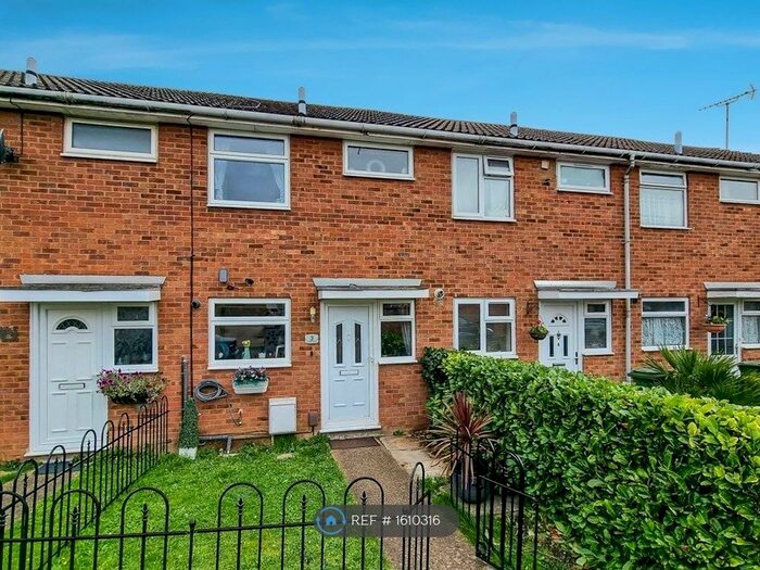 2 Bedroom Terraced House To Rent In Roberts Drive, Aylesbury, HP19