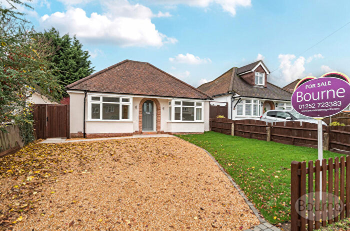 3 Bedroom Bungalow For Sale In West Avenue, Farnham, Surrey, GU9