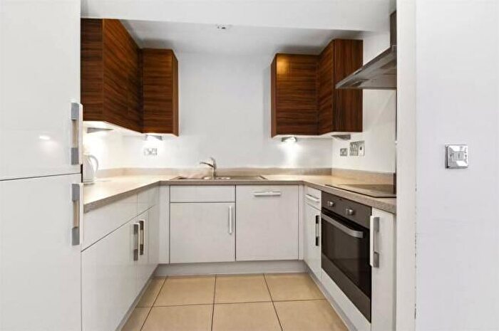 2 Bedroom Flat To Rent In Chase House, NW6