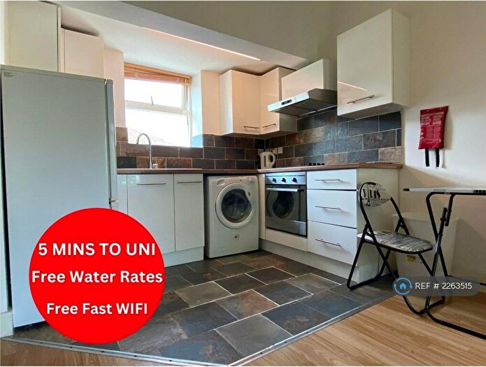 2 Bedroom Flat To Rent In New Walk, Leicester, LE1