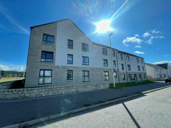 2 Bedroom Flat To Rent In Drummossie Road, Stratton, Inverness., IV2
