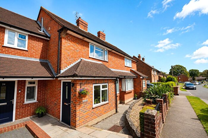 2 Bedroom Terraced House To Rent In Spring Grove, Godalming, Surrey, GU7