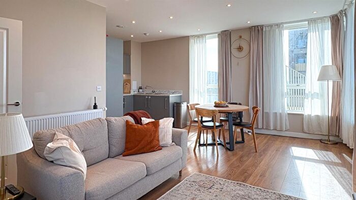 2 Bedroom Flat For Sale In Mahindra Way, London, E6