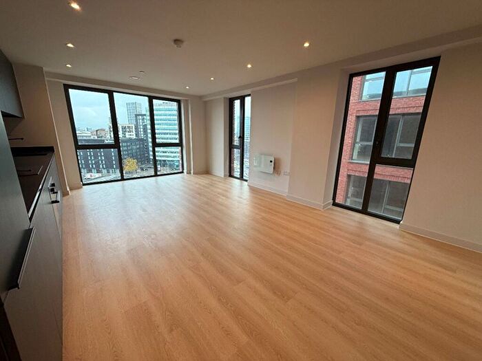 2 Bedroom Apartment To Rent In Dutton Street, Manchester, M3