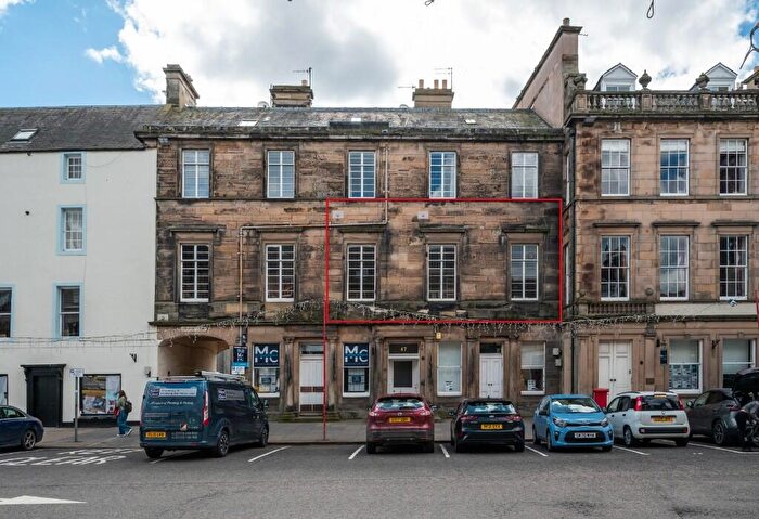 2 Bedroom Flat For Sale In High Street, Haddington, East Lothian, EH41