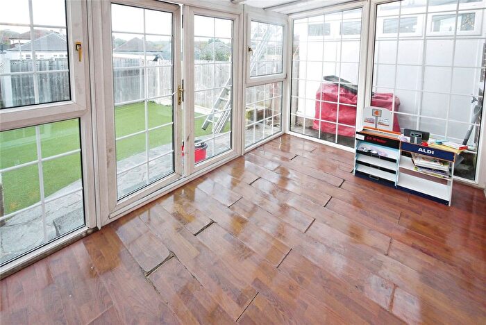 3 Bedroom Terraced House For Sale In London Road, Brentwood, Essex, CM14
