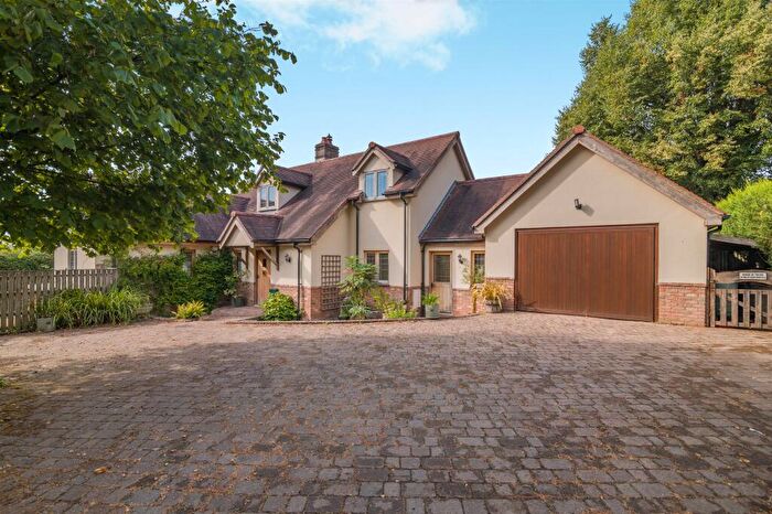 3 Bedroom Detached House For Sale In Pencoed Lane, Llanmartin, NP18