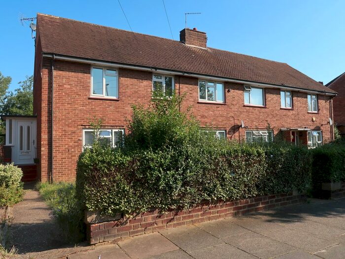 2 Bedroom Maisonette To Rent In Ferrymead Avenue, Greenford, UB6