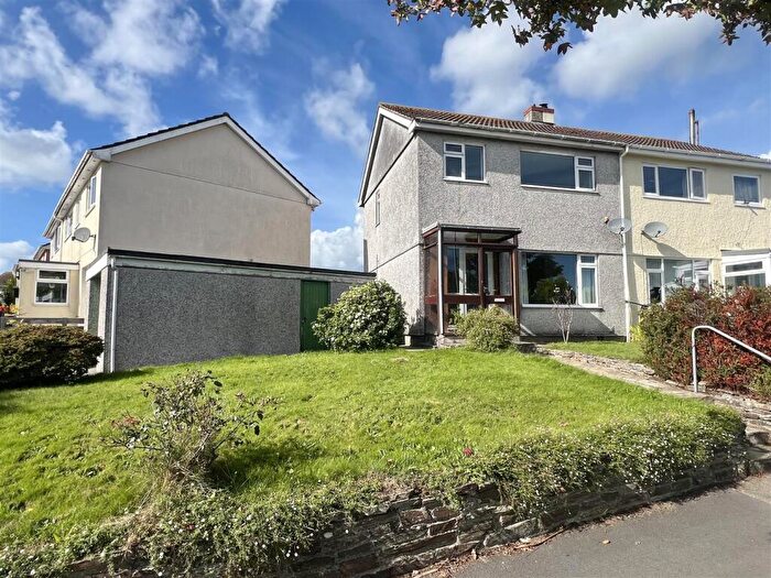 3 Bedroom Semi Detached House For Sale In Daniels Lane, St. Austell, PL25