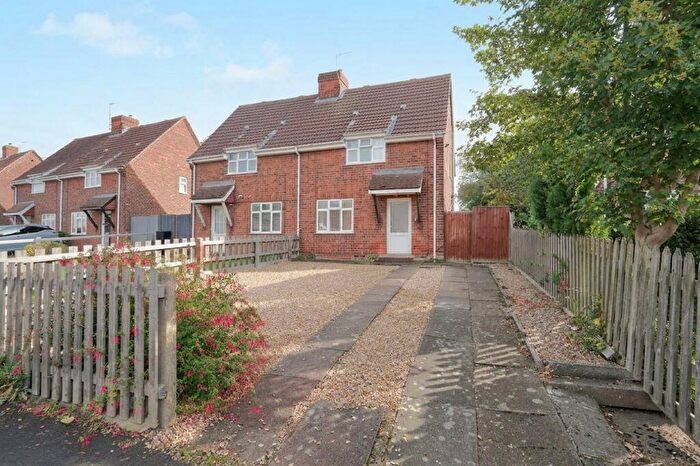 2 Bedroom Semi Detached House For Sale In Fairway, Waltham, DN37