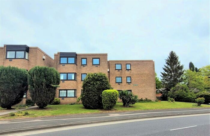 2 Bedroom Flat To Rent In Larch Court, Aldridge, Walsall, WS9
