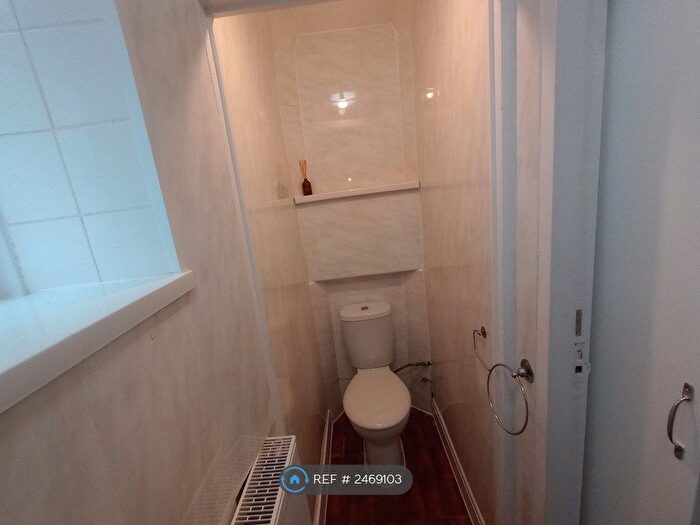 1 Bedroom Flat To Rent In Albert Road, Plymouth, PL2