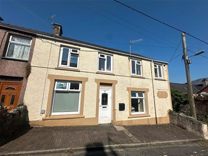 5 Bedroom Semi Detached House For Sale In Ffordd Penllwyn, Talysarn, Caernarfon, Gwynedd, LL54