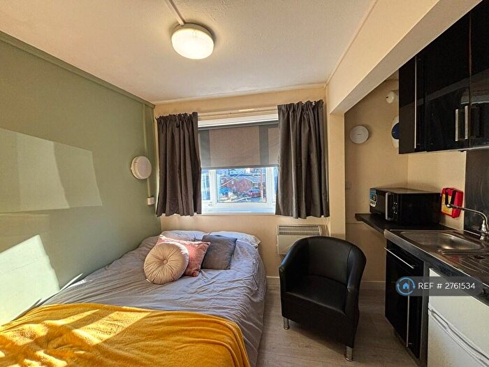 Studio To Rent In Deiniol Road, Bangor, LL57