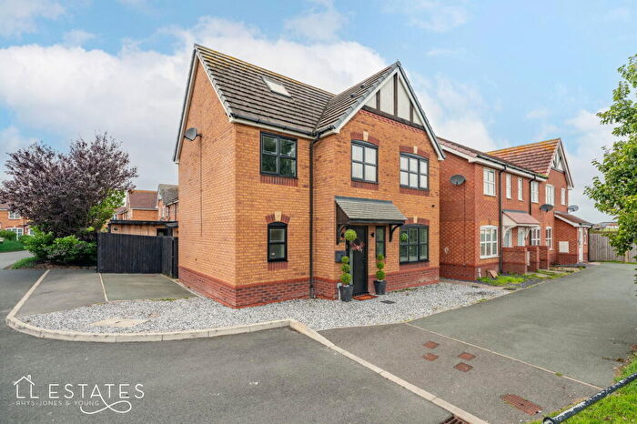 5 Bedroom Detached House For Sale In Tan Y Coed, Prestatyn, LL19