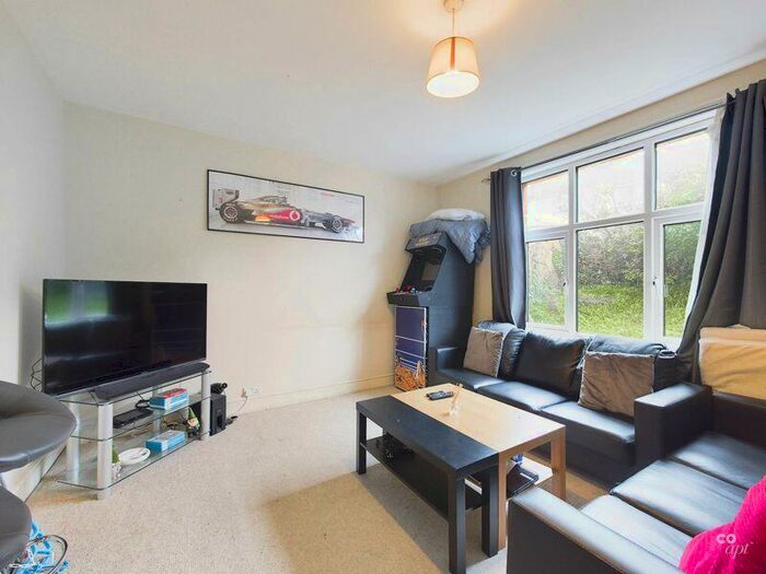 4 Bedroom Terraced House To Rent In Coombe Road, Brighton, BN2