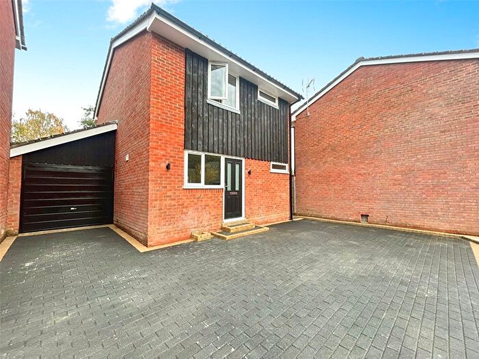 3 Bedroom Detached House For Sale In Finmere, Bracknell, Berkshire, RG12
