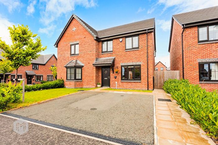 3 Bedroom Semi Detached House For Sale In Damask Close, Worsley, M28