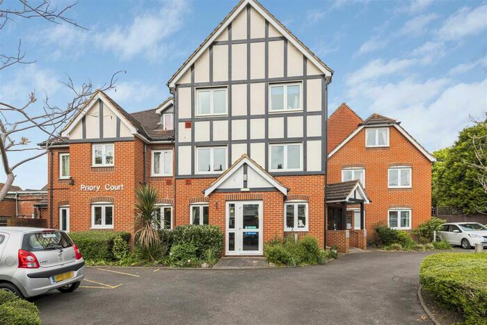 1 Bedroom Retirement Property For Sale In Priory Avenue, Caversham, Reading, RG4