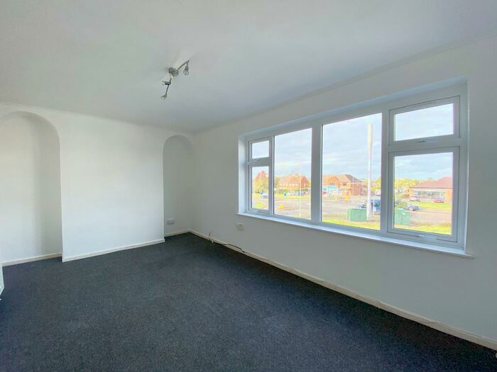 3 Bedroom Flat To Rent In Dominion Road, Glenfield, LE3