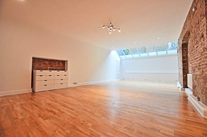 1 Bedroom Flat To Rent In Old Street, London, EC1V