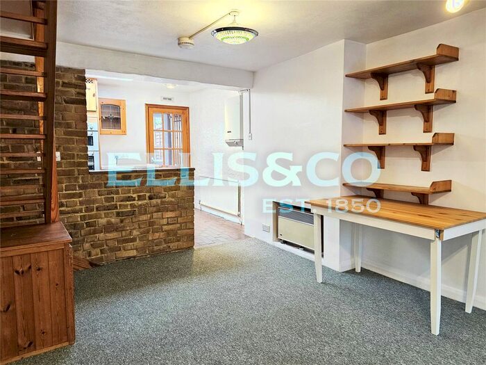 2 Bedroom Terraced House To Rent In Middle Road, Harrow, Middlesex, HA2