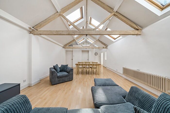 2 Bedroom Flat To Rent In Prescott Place, Clapham, SW4