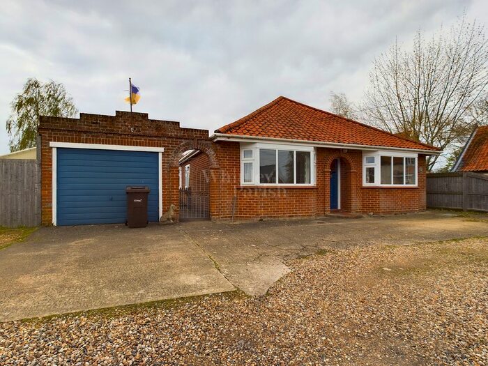 3 Bedroom Detached Bungalow To Rent In Mill Road, Winfarthing, Diss, IP22