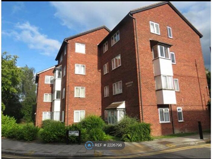 2 Bedroom Flat To Rent In Sheridan Court, Harrow, HA1