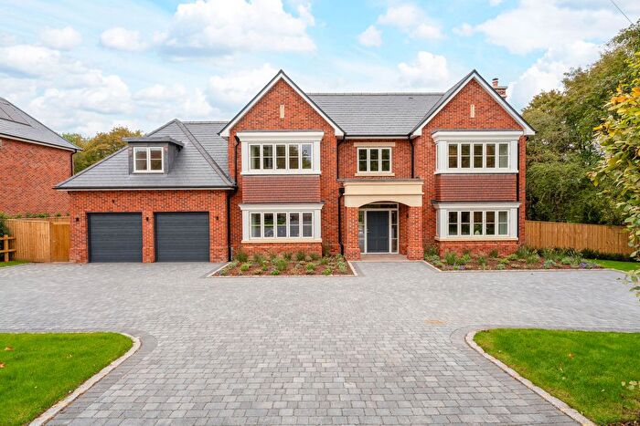 5 Bedroom Detached House For Sale In Yarnells Hill West Oxford, OX2