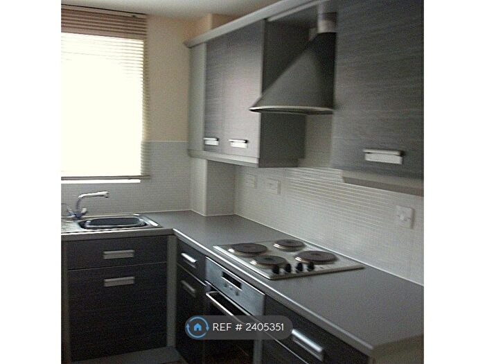 2 Bedroom Flat To Rent In Jenkinson Grove, Armthorpe, Doncaster, DN3