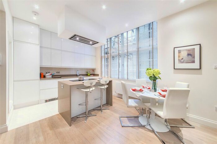1 Bedroom Terraced House To Rent In North Audley Street, Mayfair, W1K