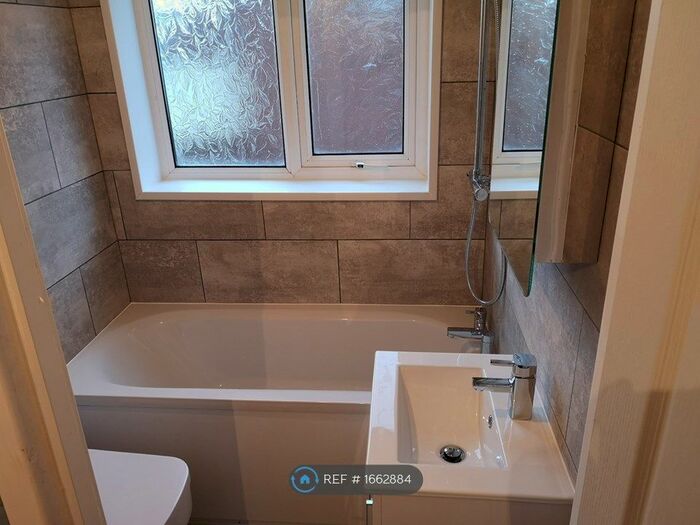 2 Bedroom Flat To Rent In Ann Street, Shiremoor, NE27